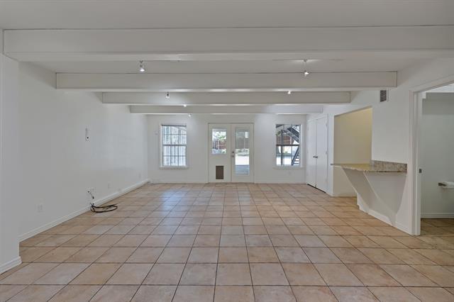 Building Photo - 3414 Westcliff Rd S