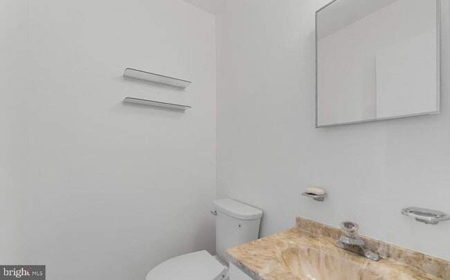 Building Photo - 21 Holland Hill Ct