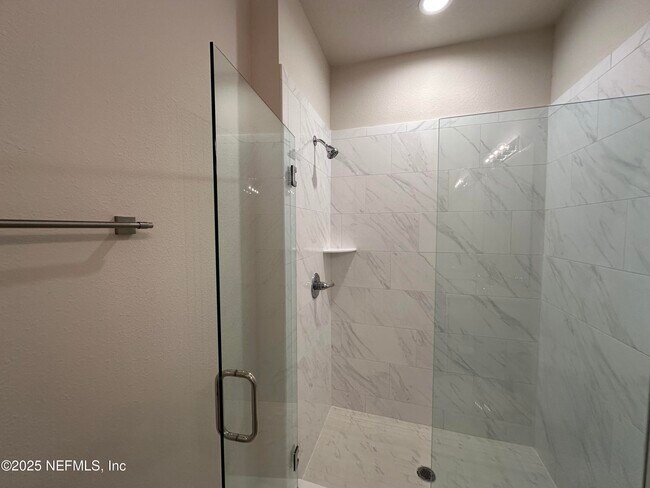 Building Photo - 282 Little Bear Run