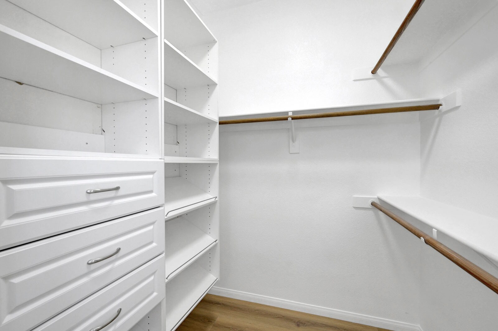 Building Photo - 11013 Mount Royal Ave