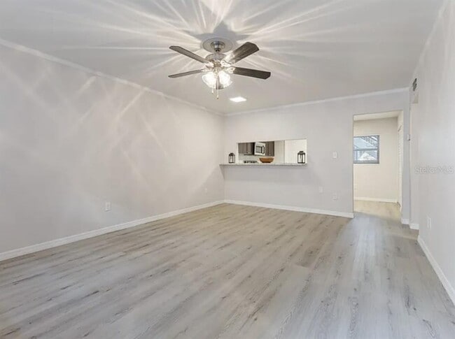 Building Photo - 121 Danube Ave