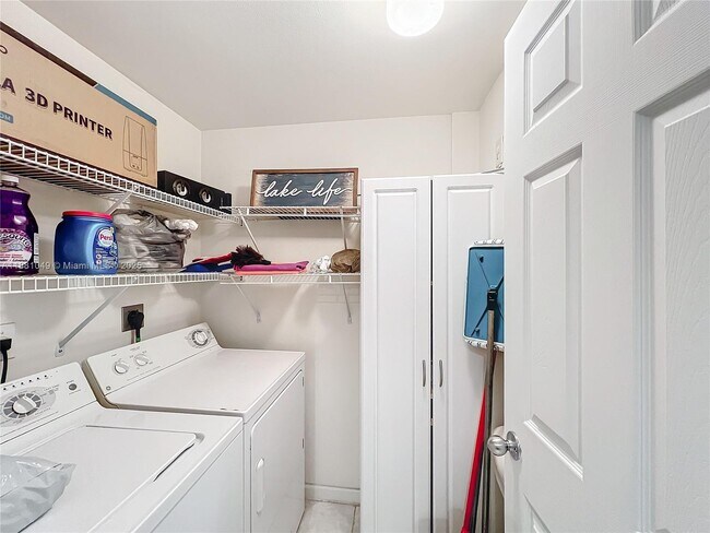 Building Photo - 11720 St Andrews Place St