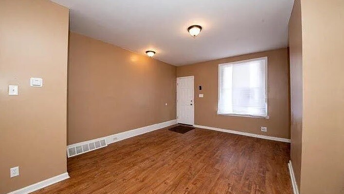 Building Photo - 509 N Paxon St