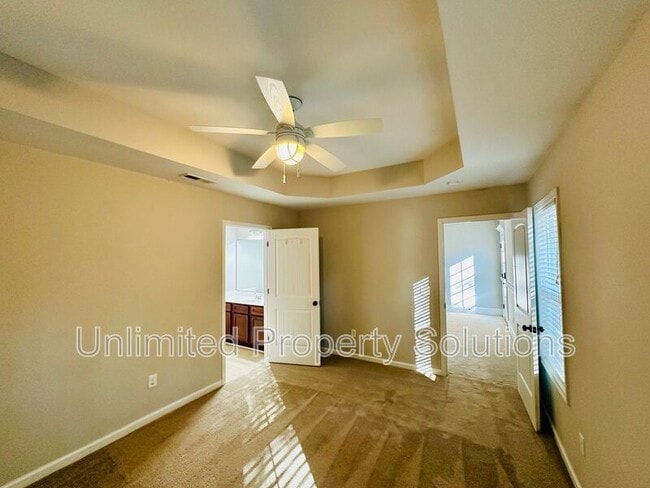 Building Photo - 1306 Avon Ct