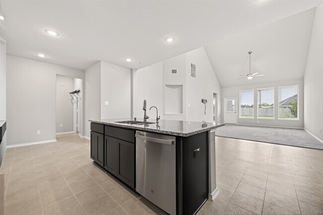 Building Photo - 20211 Rainflower Bay Ln