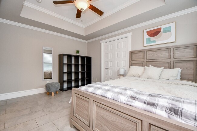 Building Photo - 4604 Chartres St