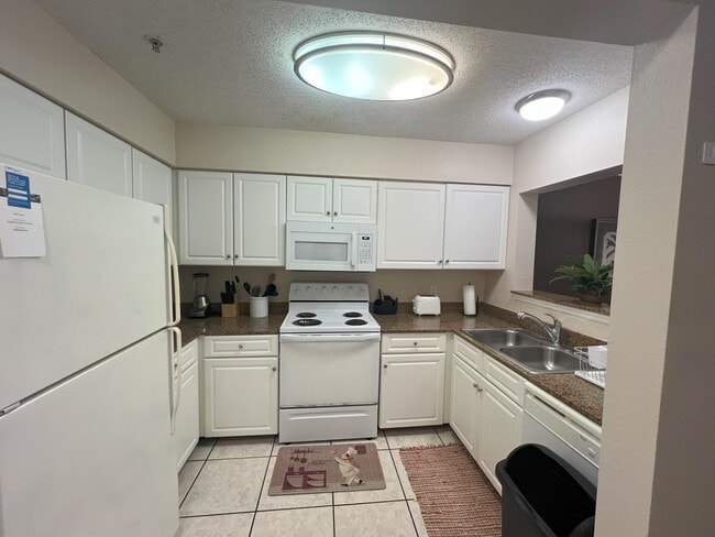 Building Photo - 4274 Calinda Ln