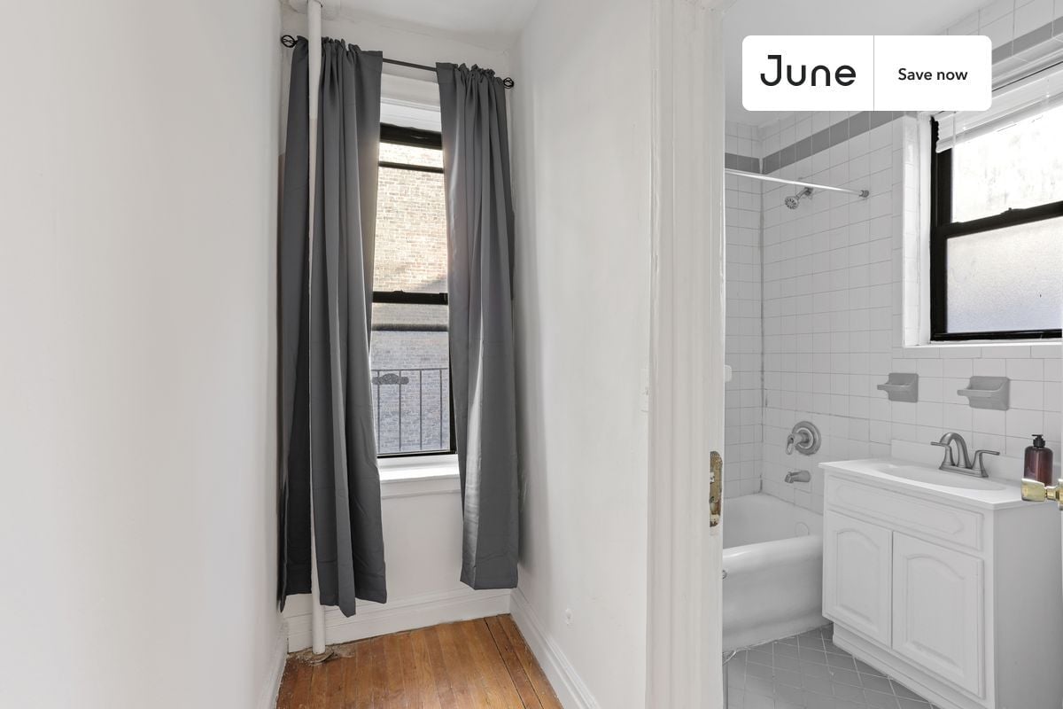 Building Photo - 609 W 151th St