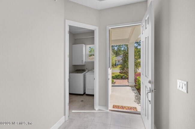 Building Photo - 908 Rustic Mill Dr