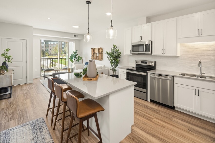 Interior Photo - Aster