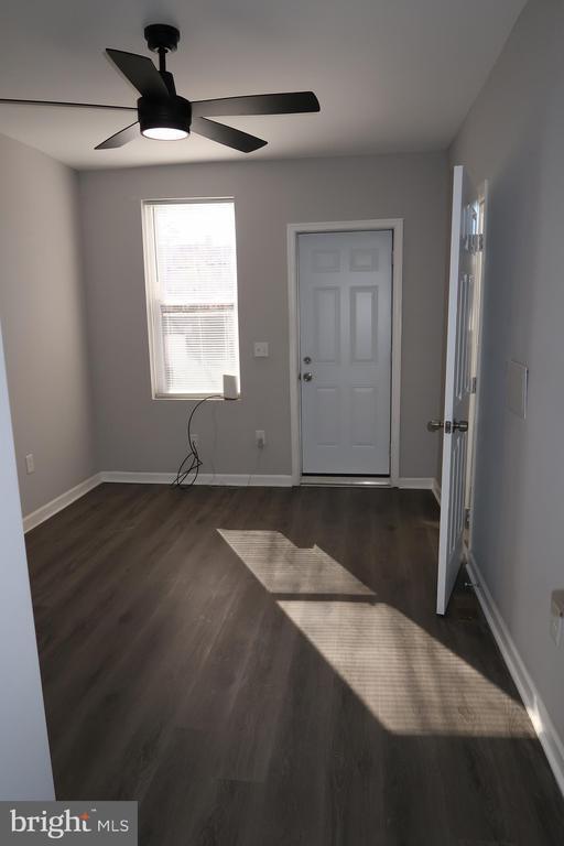 Building Photo - 2833 Brendan Ave