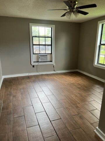 Building Photo - 6710 Phillips Ln