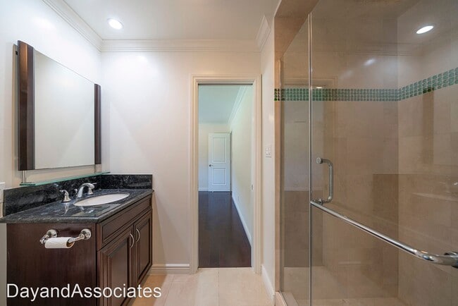 Building Photo - 4 br, 4 bath House - 30404 Rhone Drive