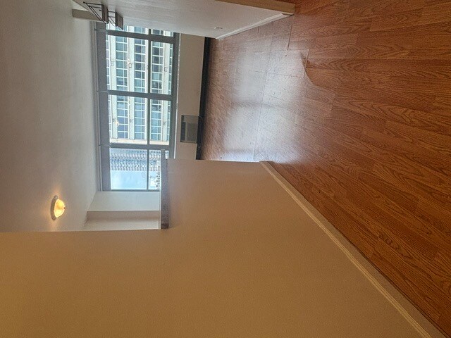 Building Photo - 3550 N Lake Shore Dr