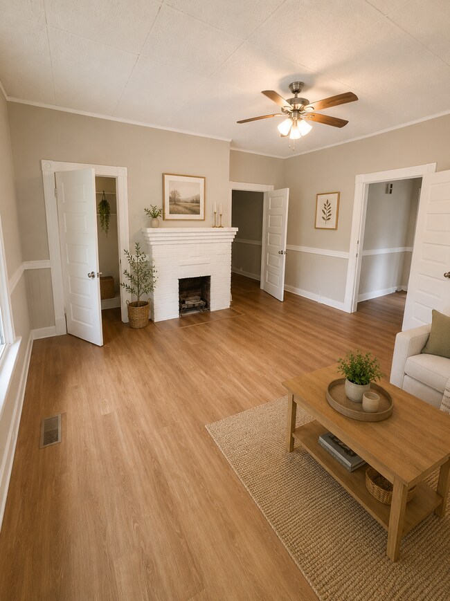 Building Photo - 4052 Mikado Ave