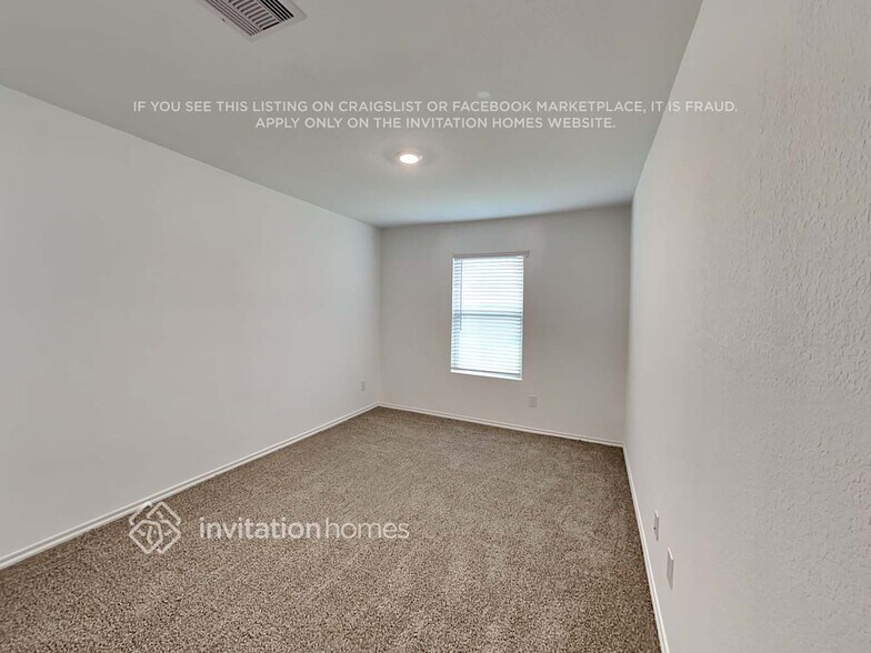 Building Photo - 24139 Mustang Run Dr