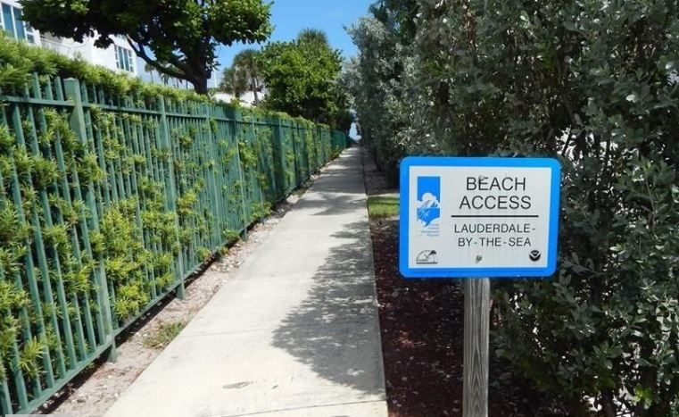 Beach access-across street - 1541 S Ocean Blvd