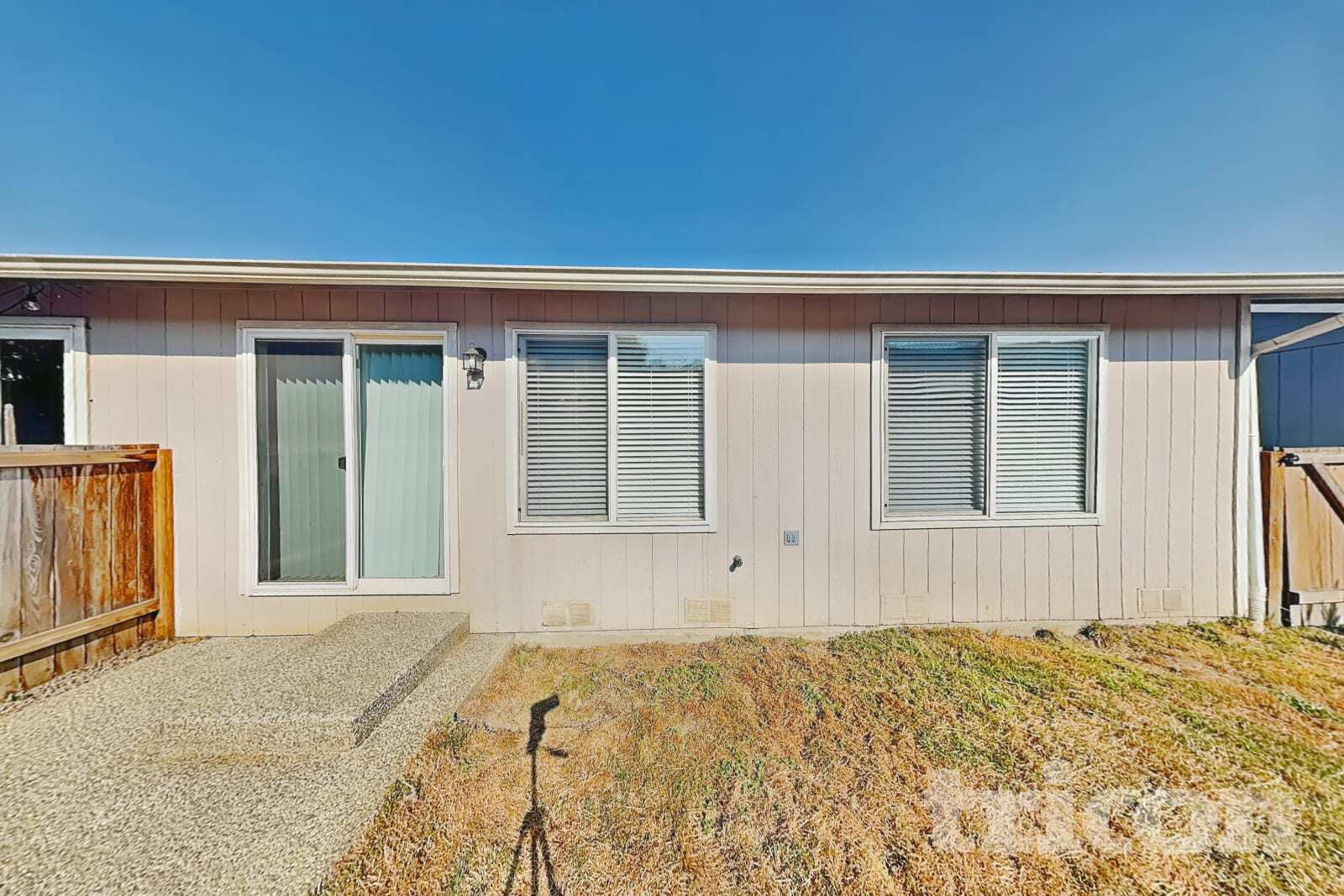 Building Photo - 124 95th Ave SE