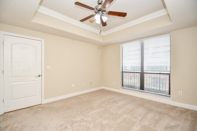 Building Photo - 2299 Lone Star Dr