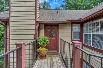 Building Photo - 509 Cypress Pointe St