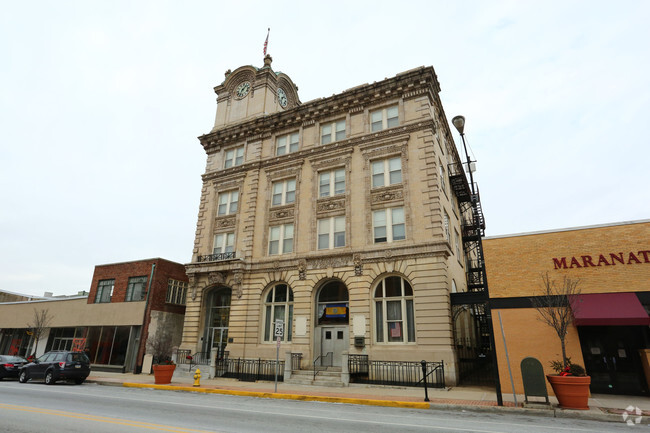 Primary Photo - City Clock