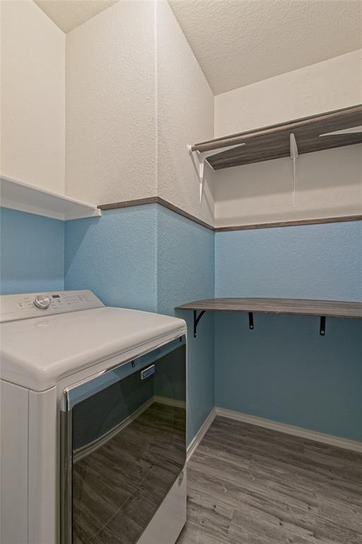 Building Photo - 601 Hummingbird Ln