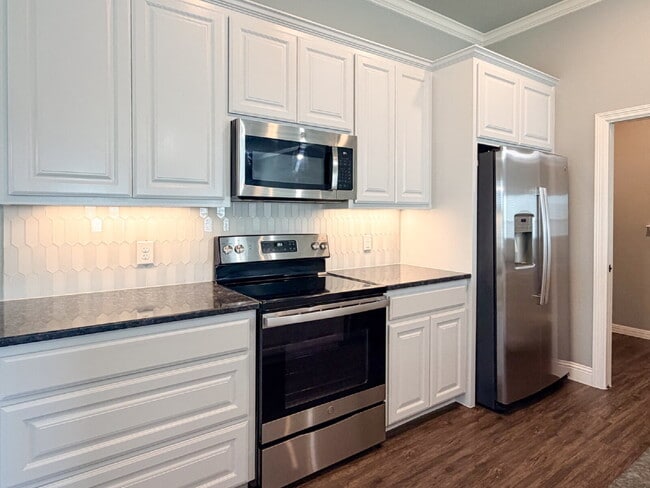 Building Photo - Lovely 3 bed, 2 bath Home in Burleson!