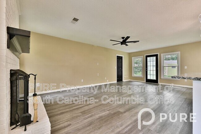 Building Photo - 308 Southampton Dr