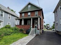 Building Photo - 816 Pacific St