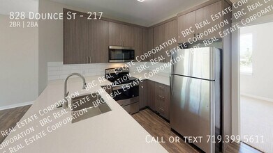 Building Photo - 828 Dounce St