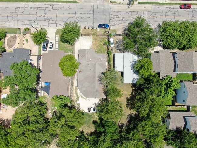 Building Photo - 1412 Vargas Rd