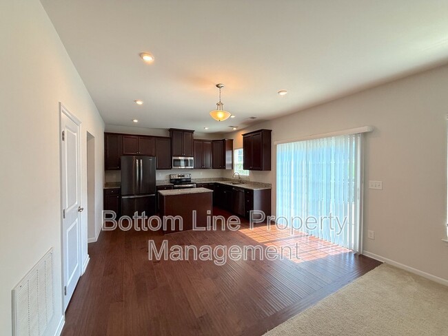 Building Photo - 1524 Bailiff Ct SW