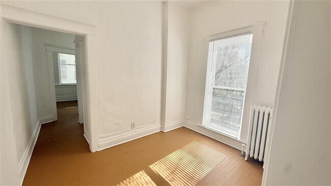 FullSizeRender (5) 1 - 1458 N Gaylord St