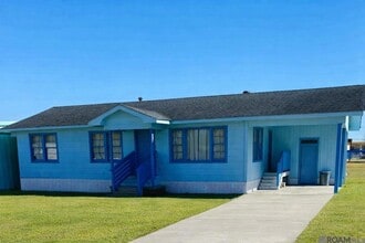 Building Photo - 1018 S Mire Ave