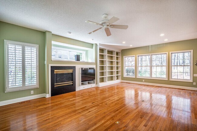 Building Photo - 3135 Lariat Ridge Dr