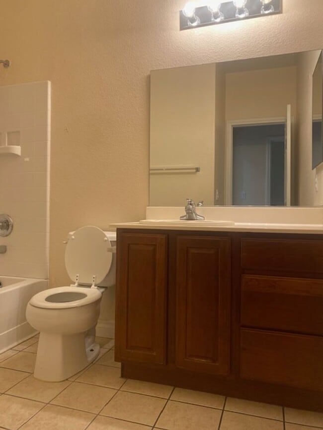 Building Photo - 8237 Apple Spice St