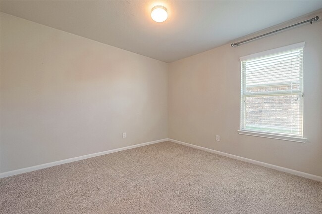 Building Photo - 3914 McDonough Way