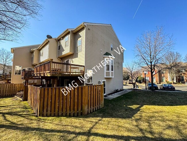 Building Photo - 4647 Flatlick Branch Dr