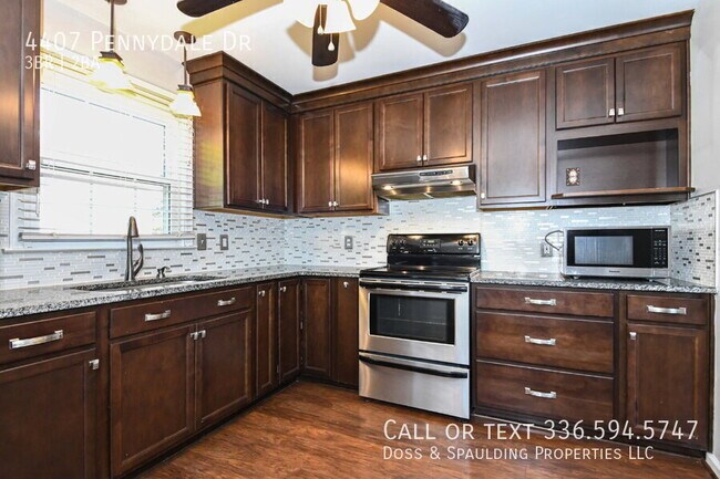 Building Photo - 4407 Pennydale Dr