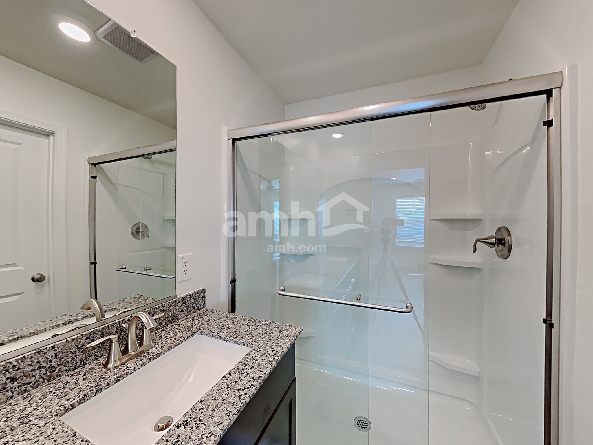 Building Photo - 684 W Laredo Ave