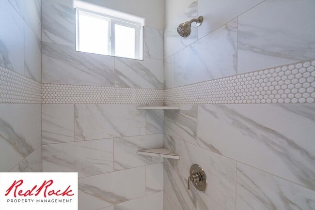 Building Photo - Single Family Home in Hurricane with an attached Casita!