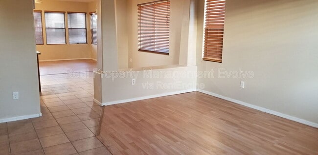 Building Photo - 7006 S 40th Ave