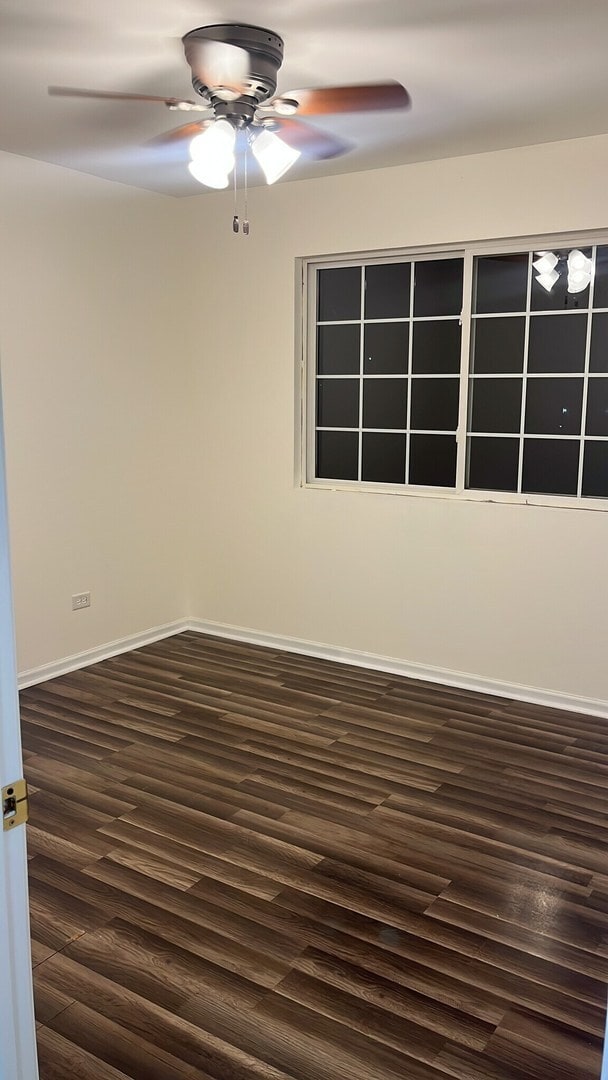 Building Photo - 1096 Clover Dr