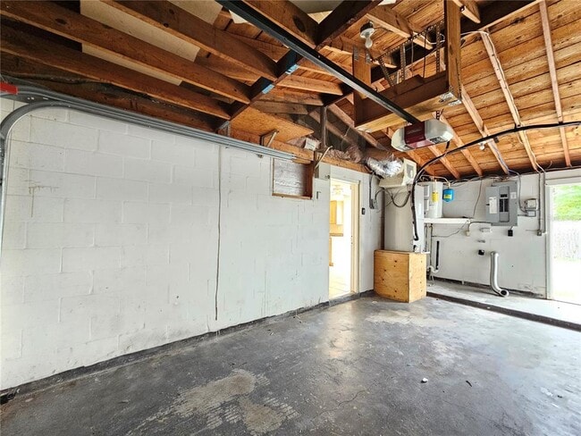 Building Photo - 4332 Newbury Dr