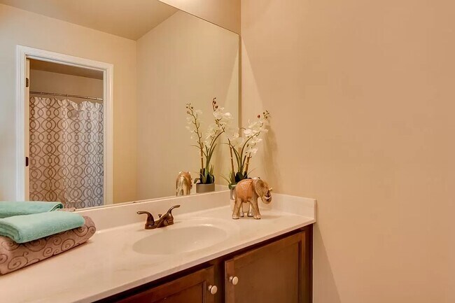 Building Photo - 151 Seaton Ave