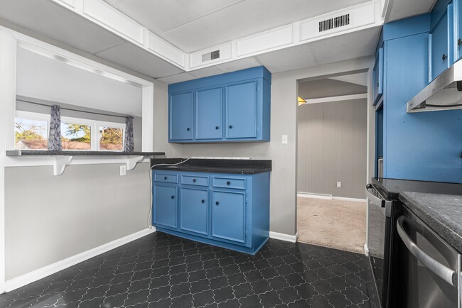 Building Photo - 509 Frank Ln