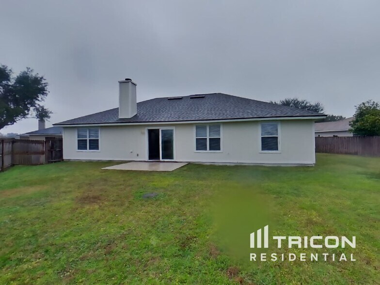 Building Photo - 11507 Otters Den Ct E