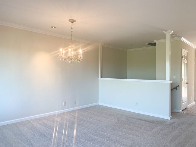 Building Photo - 15400 Winchester Blvd