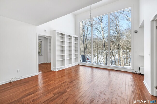 Building Photo - 349 Westport Turnpike