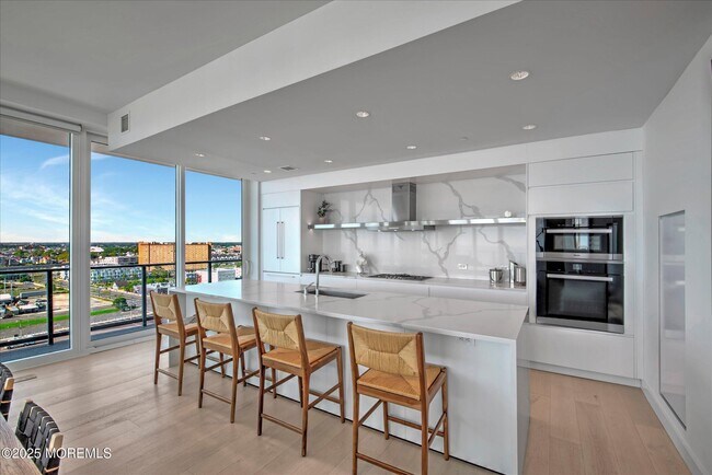 Building Photo - 1101 Ocean Ave N